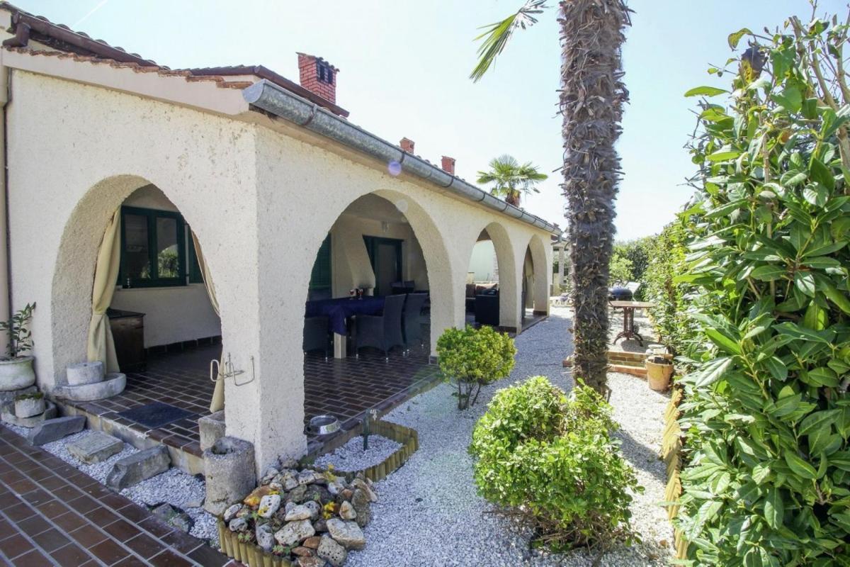 Casa Parenzana in Poreč - Haus für 7-9 Personen Exterior foto